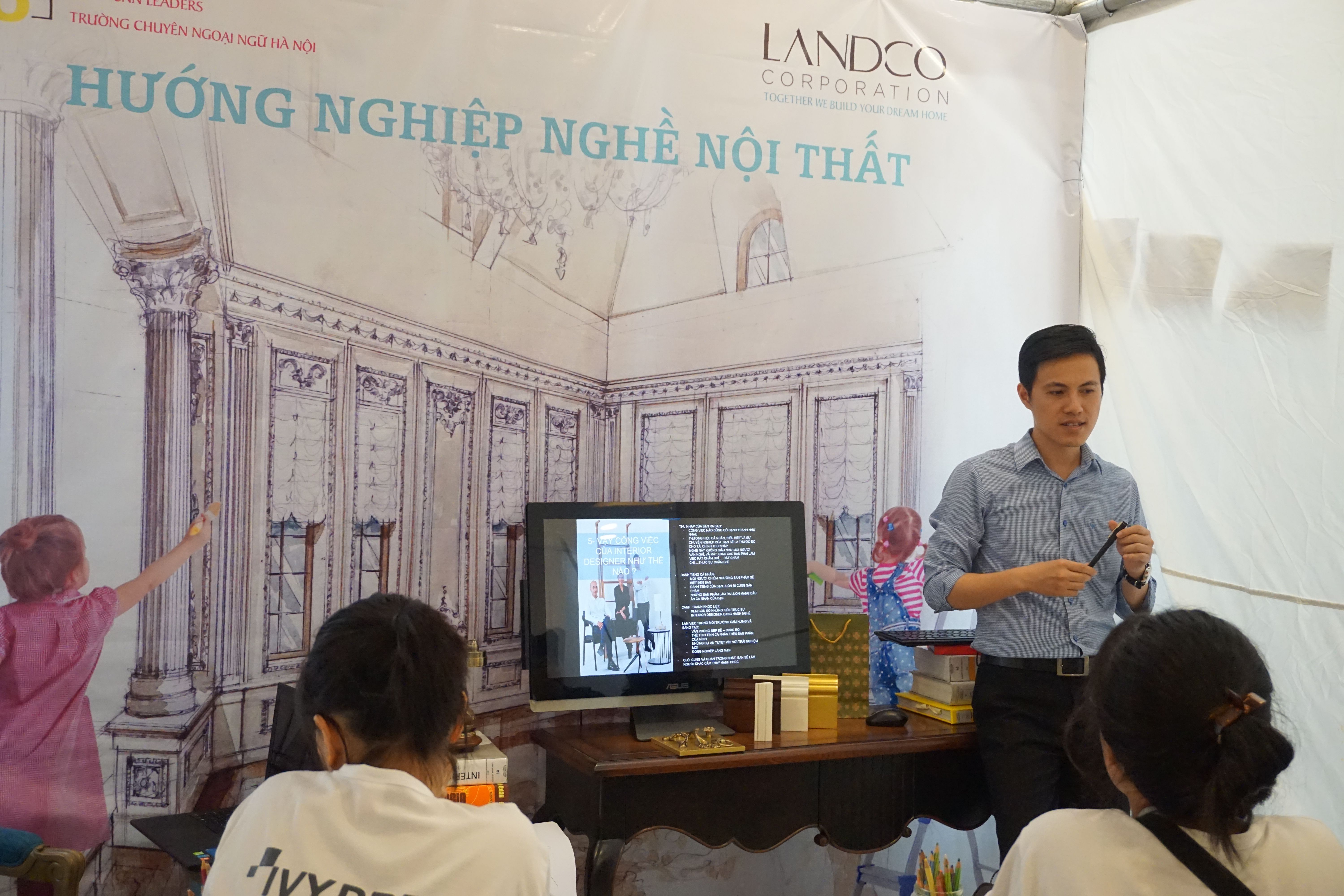 7.Landco dong hanh cung hoi cho huong nghiep Bao